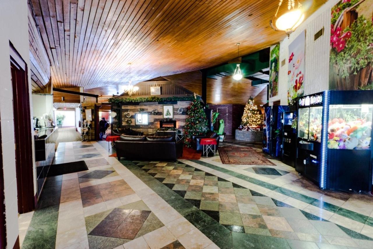 Vegreville Garden Inn Extérieur photo
